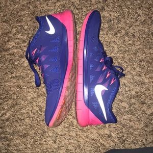 Nike Free tennis shoes